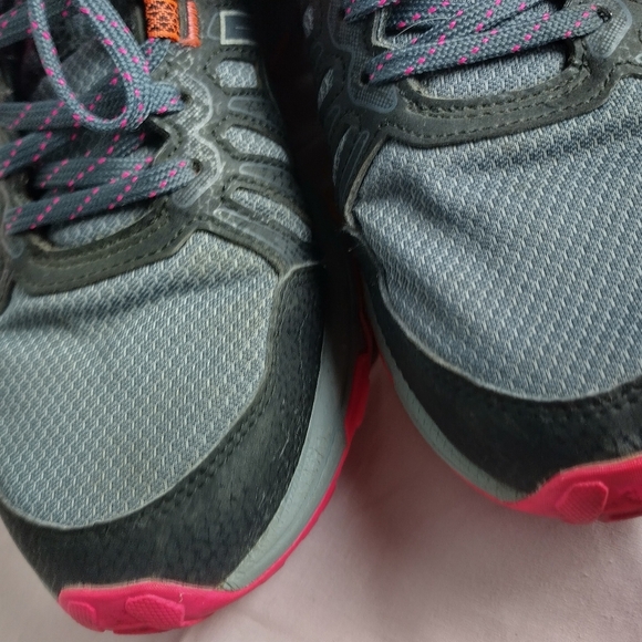 Asics Womens Gel Venture Sz 8 1012A477 Gray Running Shoes Sneakers Gym Athletic - Picture 3 of 10